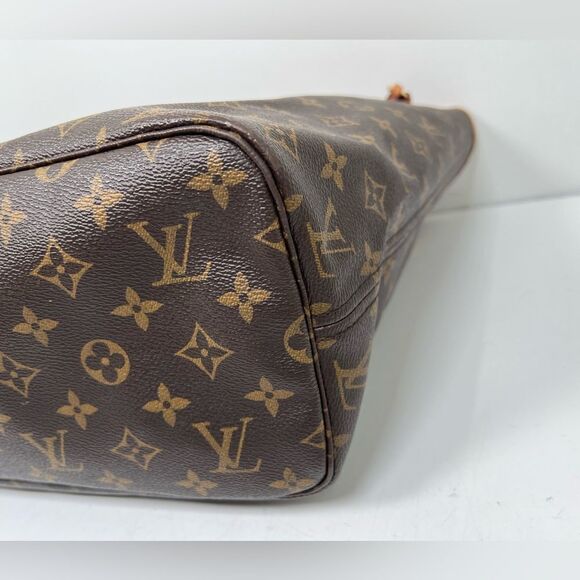 LOUIS VUITTON MONOGRAM NEVERFUL MM SHOULDER TOTE BAG - Picture 8 of 12